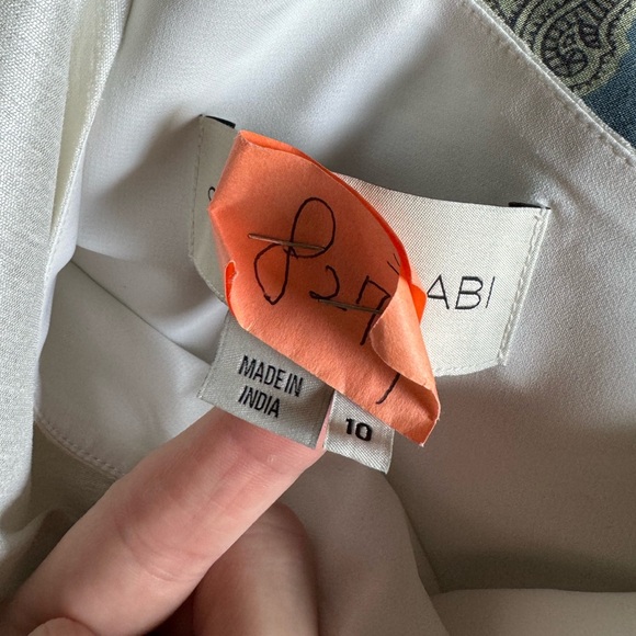 Sachin and Babi Dova Puff Sleeved Side Bow Bridal Dress - Picture 7 of 7